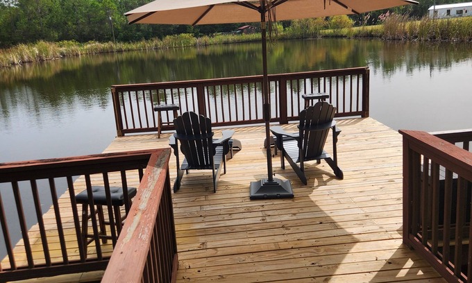 Ellabell Cottage | Cattail Cottage - Pet Friendly - Fully fenced - 30 mins to Savannah!