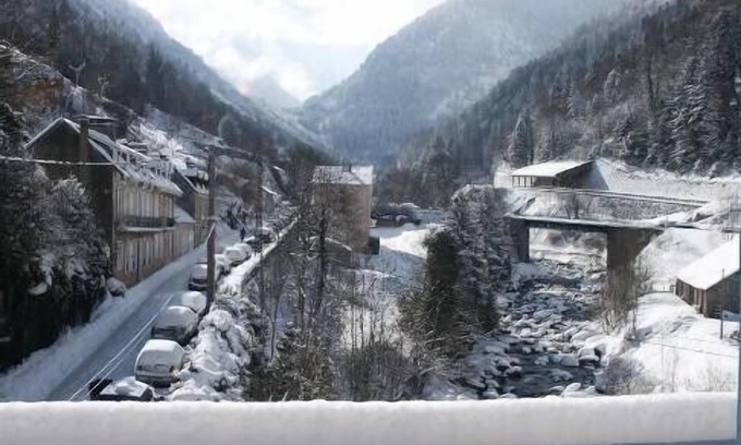 Cauterets Apartment | CAUTERETS - PYRENEES - APARTMENT RENTAL - T2 Bis