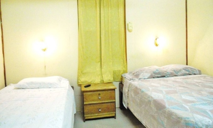 Caye Caulker Hotel | Caye Caulker Private Room 2
