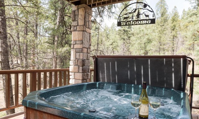 Ruidoso House | Cedar Creek Retreat, 4 Bedrooms, Sleeps 10, WiFi, Hot Tub, Gas Grill