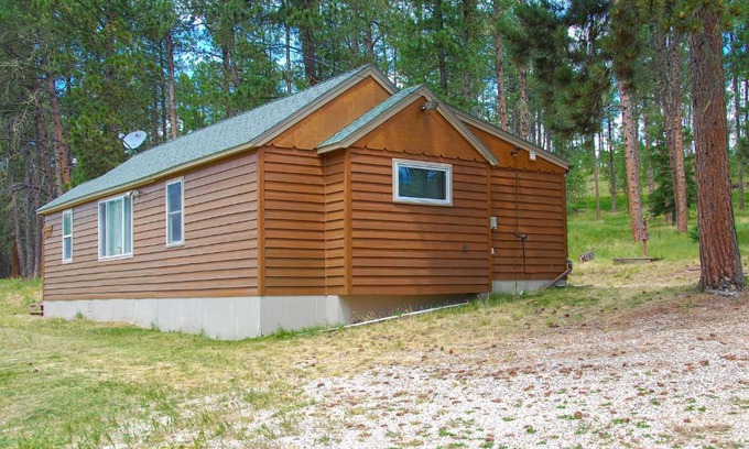 Nemo House | Cedar Lodge
