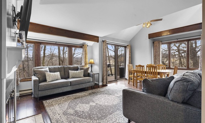 The Galena Territory Condo | Cedar & Sage House