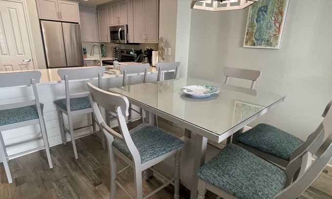 West Panama City Beach Condo | Celadon 15th private parking + Beach Chair Service!