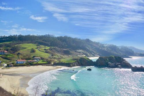 Ortigueira House | Celtigos Beach Resort