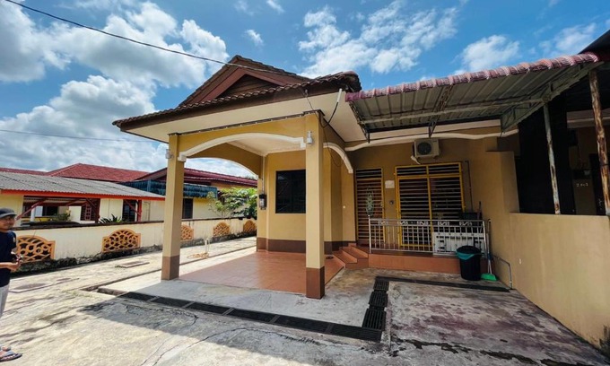 Kampung Kepong House | Cendana Residence Homestay Pengadang Baru Kuala Terengganu