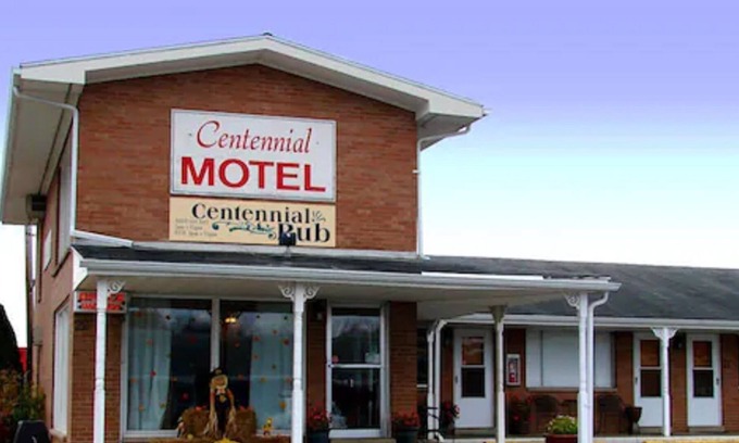 Buckhannon Hotel | Centennial Motel