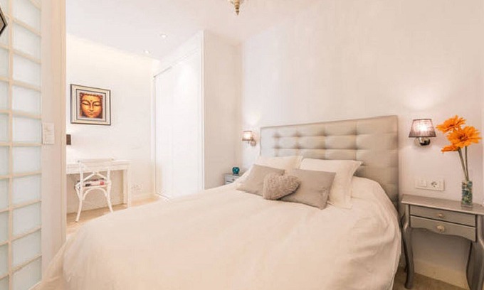 Arapiles Apartment | Center Chamberi Gorgeous Luxury Studio Suite with High Speed WiFi & AC/Heater
