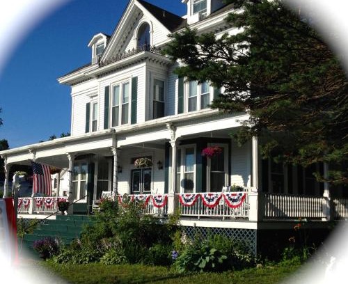 Lochmere Bed & Breakfast | Center Harbor Sutton House B & B