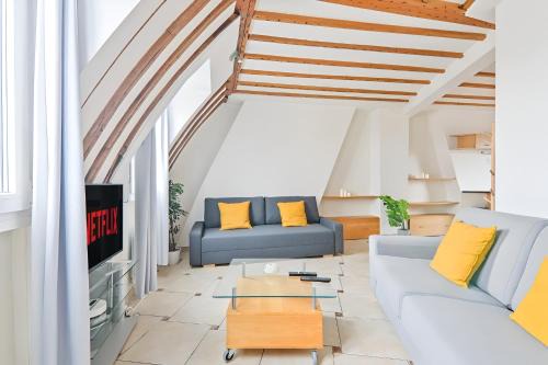 Strasbourg -Saint-Denis Apartment | Center of Paris Luxurious Studio Apartment Free NetFlix