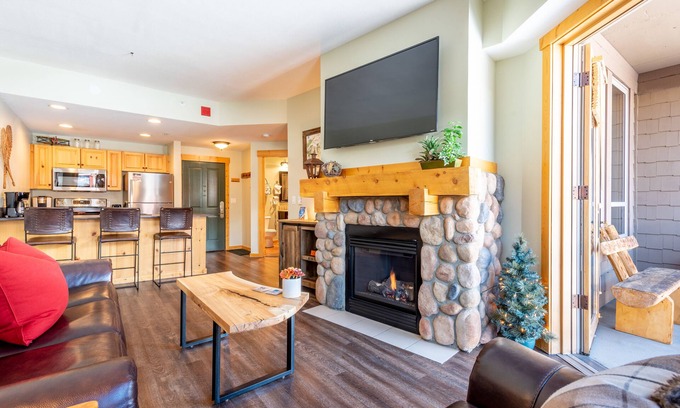 Copper Mountain Village Condo | Center Village One Bedroom, Free Wifi, Free Underground Parking