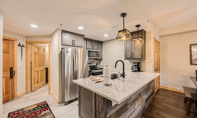 Copper Mountain Village Condo | Center Village-Walk To Lifts-Multiple HotTubs+PlayPool, Master Bedrm PLUS BunkRm