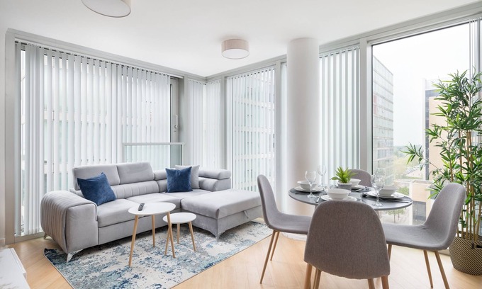Central Milton Keynes Apartment | Central 2 bed flat, free parking