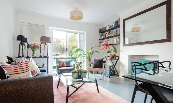 Belsize Apartment | Central 2 bedroom apartment, 3 min walk to tube