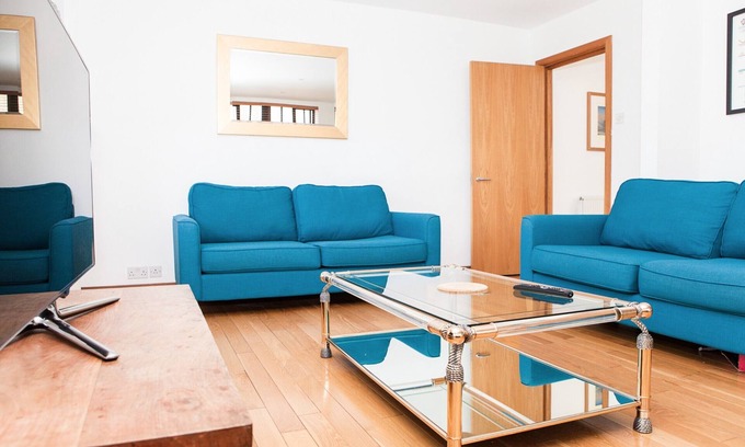 Waterloo House | Central 4BD Home near London Landmarks