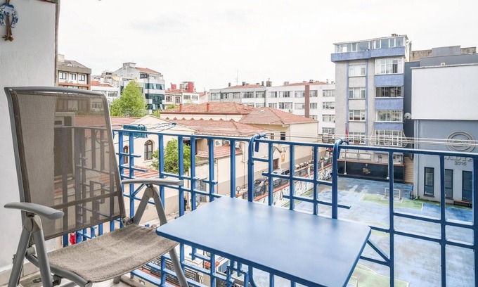 Bakırkoy Apartment | Central and Fully Furnished Flat in Bakirkoy