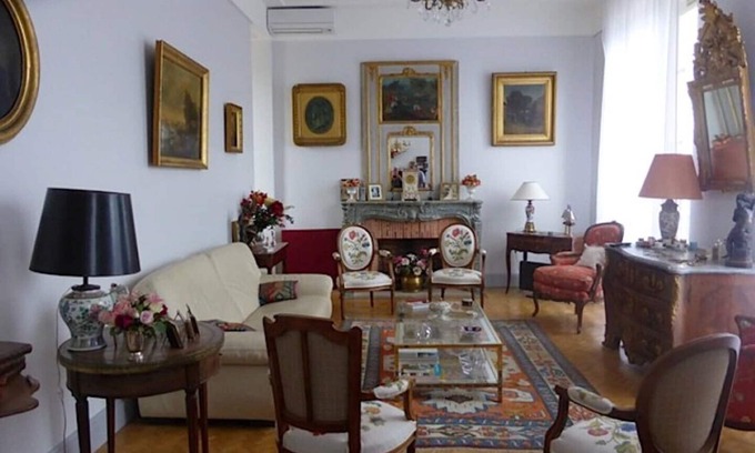 Bergerac Apartment | Central apartment, terrace, private parking, near Airport