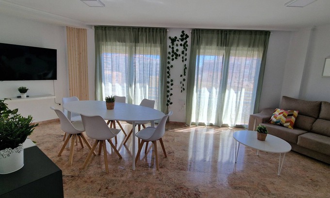 Las Lagunas Apartment | Central apartment with all kinds of services nearby