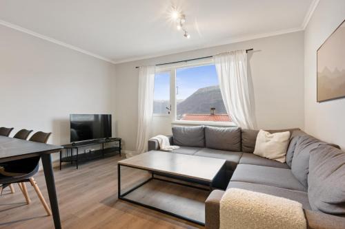 Arstad Apartment | Central apartment with a view