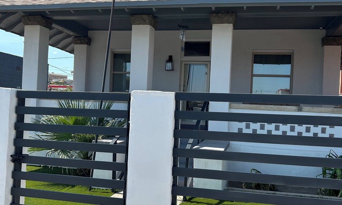 El Paso House | Central Charm home in El Paso, Tx. This charming home features 3 bedrooms