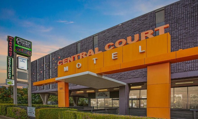 Warrnambool Hotel | Central Court Motel Warrnambool