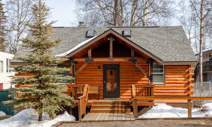 Spenard House | Central dog-friendly cabin with enclosed yard, deck, WiFi, & washer/dryer