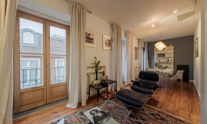 Baixa Apartment | Central Duplex Apartment with Rooftop in Baixa 107