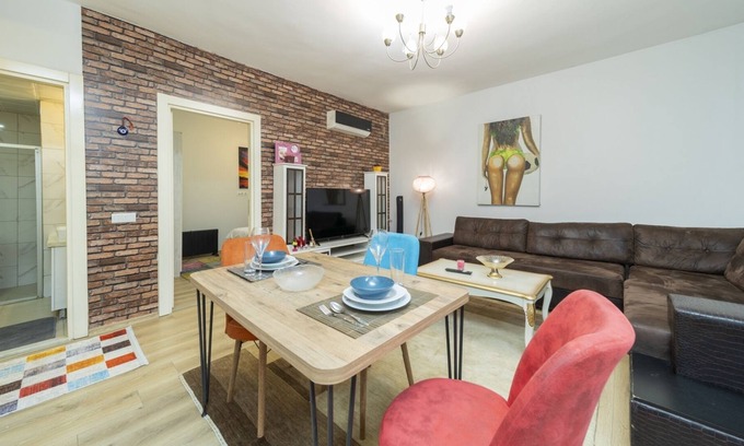 Antalya City Centre Apartment | Central Flat 10 min to Antalya Museum