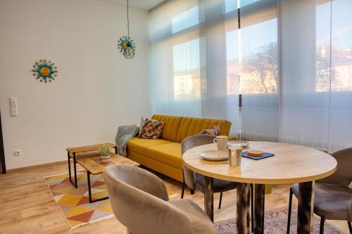 Amberg Apartment | Central Hub