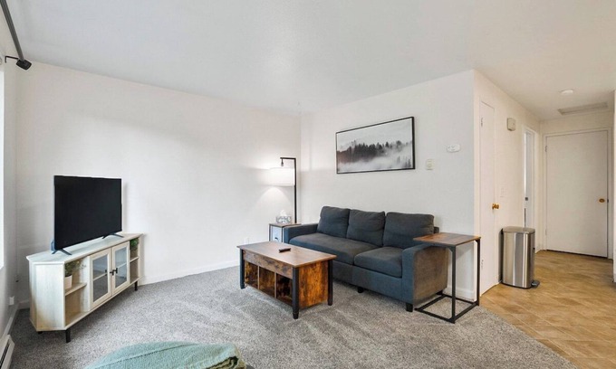 Snohomish Apartment | Central location - 1 bed cozy furnished apt #2