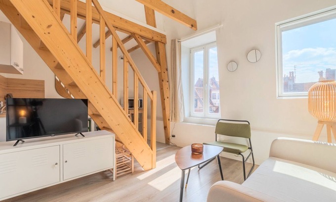 Old Lille Apartment | Central location for this studio Old Lille