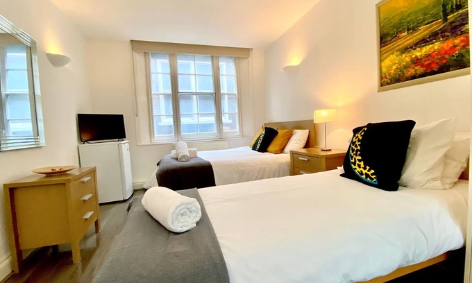 Bishopsgate Apartment | Central London 1 Bed Apt- Sleeps 3 & Pet Friendly