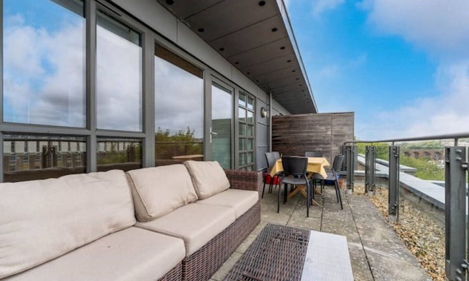 Seven Dials House | Central modern town house