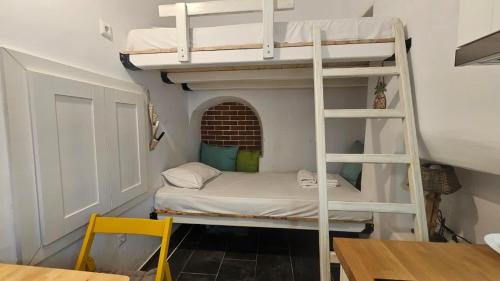 Mykonos Apartment | Central Mykonos Chora Studio next to everything