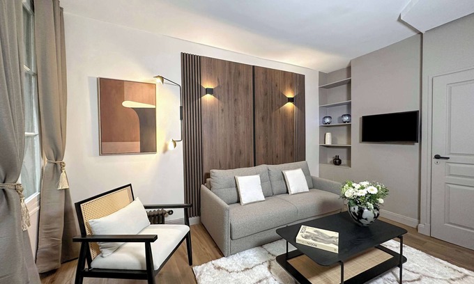 Bonne-Nouvelle Apartment | Central Paris Apartment near Museums