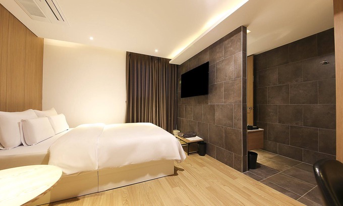 Pyeongtaek Hotel | Central Person Hotel Pyeongtaek
