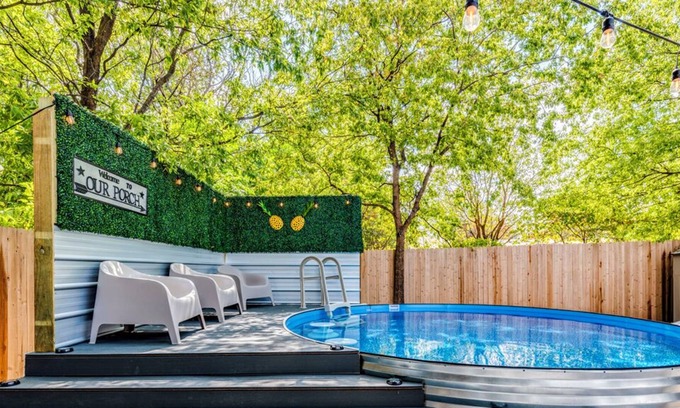 Beacon Ridge House | Central⛪ Pool 🏊‍♀️BBQ🍗 Spa 🌊4BR👩‍👩‍👧‍👧9 Beds🎡 Arcade🐱‍👓 Shuffleboard
