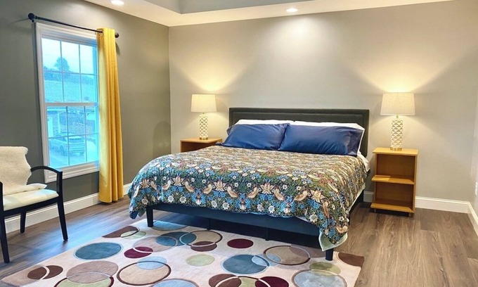 Bluff City House | Central, Quiet Luxury Home in northeast TN. 3 Beds + Desks. King, Queen, Twin