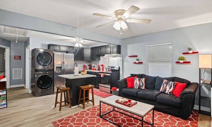 Richmond House | Central RVA Home: 4 Bed, 3 Bath Getaway!
