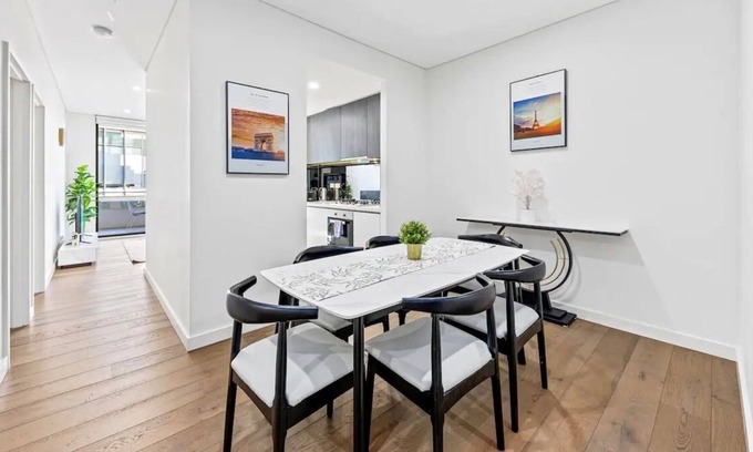 Waterloo Apartment | Central&Spacious 3Bed Apt at Zetland | MHS