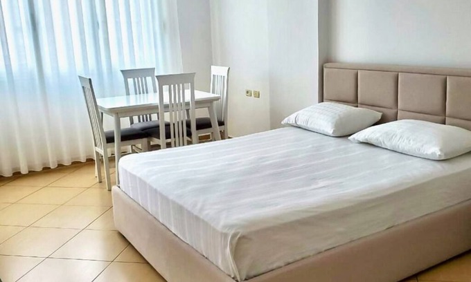 Vlore House | Central Studio Apartment Vlorë