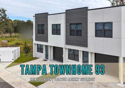 Pinecrest West Park House | Central Tampa Townhome - 7583 Gesualdo Ct