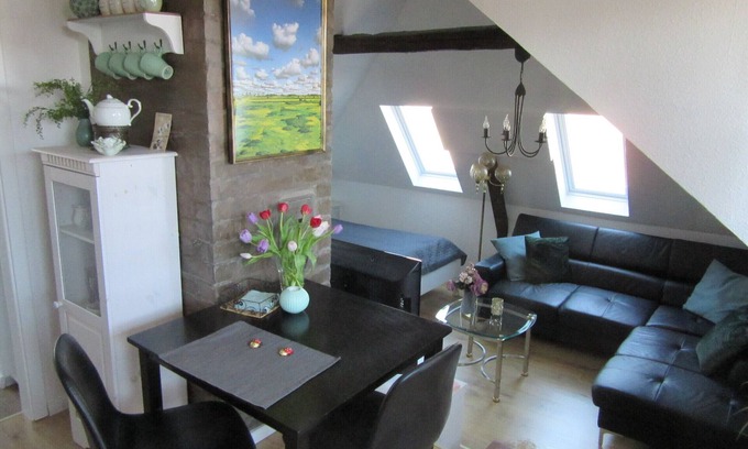 Emden Apartment | Centrally located attic apartment