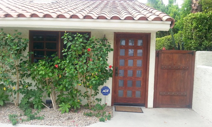 Warm Sands Condo | Centrally Located Bungalow in the Warm Sands Desert Paradise