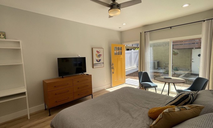 University Heights Apartment | Centrally located, brand new studio!