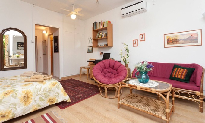 Haifa House | Centrally located ,detached house