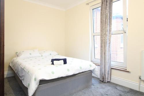 Shirley House | Centrally located double room