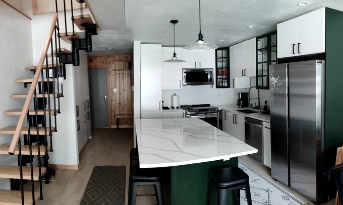 Alyeska Condo | Centrally located family-sized condo.