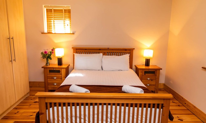 Doolin House | Centrally located house in Doolin Village - 6 miles from Cliffs of Moher!