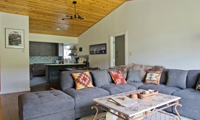 Big Sky Condo | Centrally Located Mountain Modern Condo with Views