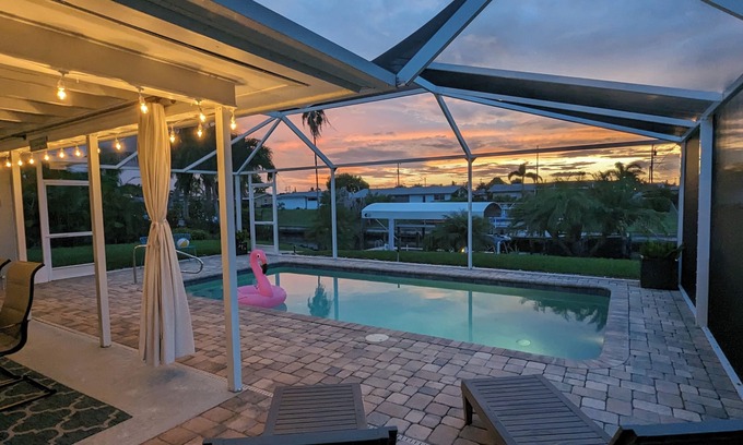 Caloosahatchee House | Centrally Located! Pool, Sunsets, Dock, Lift and Direct Gulf Access!